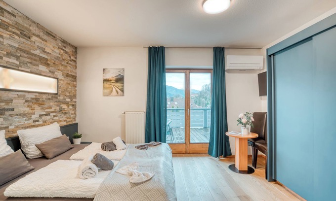 Kiefersfelden Apartment | Renovated Wilder Kaiser Vacation Apartment with Ocean View