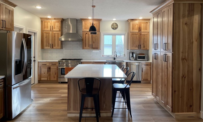 Palmyra Other | Renovated Farmhouse Retreat Near "The Big House"