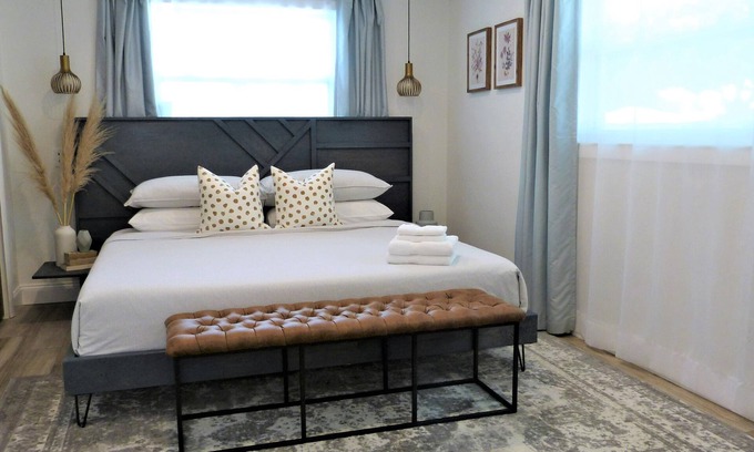 Largo House | Idyllic Renovated House Steps from Beaches & Oceanfront Pool