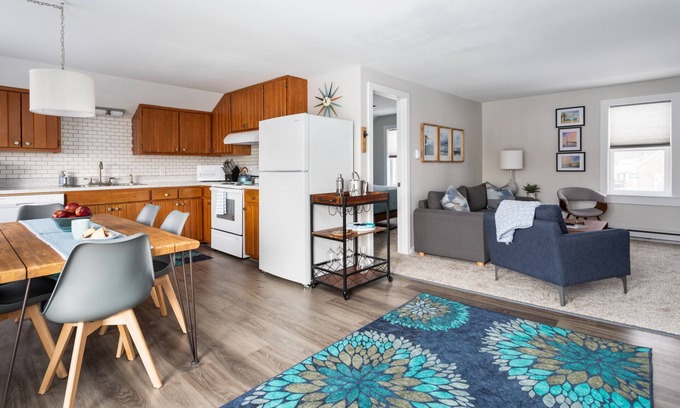 Frankfort House | Renovated 2-Bedroom Retreat with Oceanfront Views