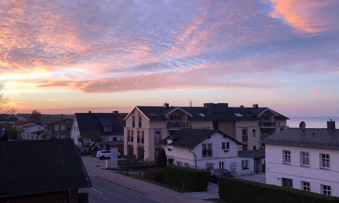 Glowe Apartment | Mesmerizing Oceanfront Stay in Germany – Guest Rated 10/10