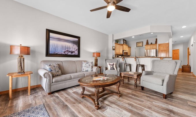 Branson Condo | Beautiful 2-Bed Condo at Celebration Cove by Table Rock Lake