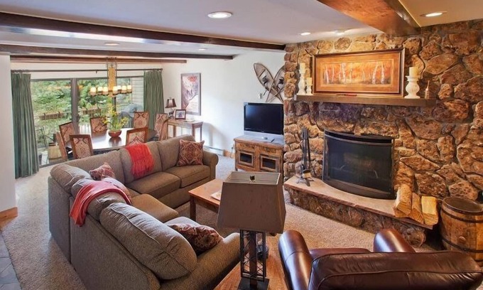 Avon Condo | Platinum-Rated Beaver Creek Retreat with Spa & Hot Tub