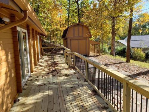 Rogers House | Experience Beaver Lake Arkansas Cabin with Private Beach Access