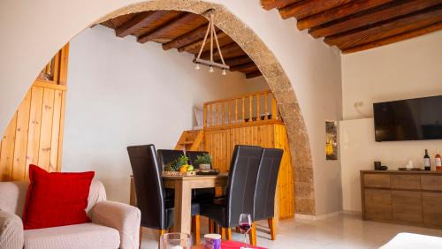 Prassonissi House | Beaver's Nest: Family-Friendly Retreat with Top Reviews