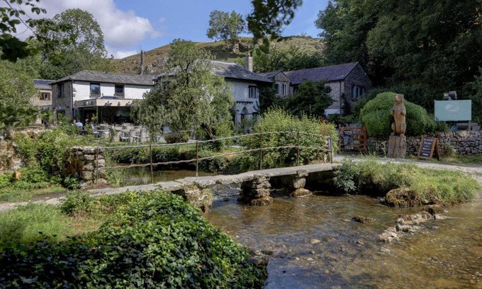 Malham Hotel | Beck Hall: Pet-Friendly Retreat with Top Amenities
