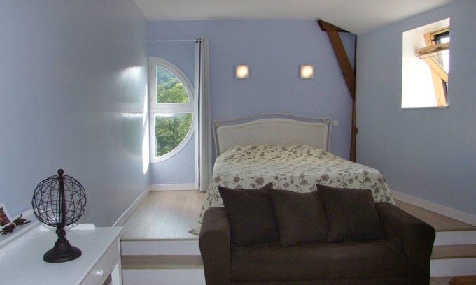 Chateauneuf-les-Bains House | Discover Bed and Breakfast Du Moulin De Lachaux in Auvergne