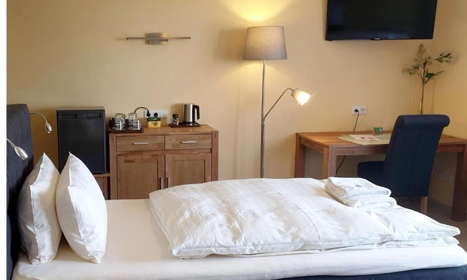 Allagen Bed & Breakfast | Guest Rated 10/10: Bed and Breakfast am Höhenweg Awaits