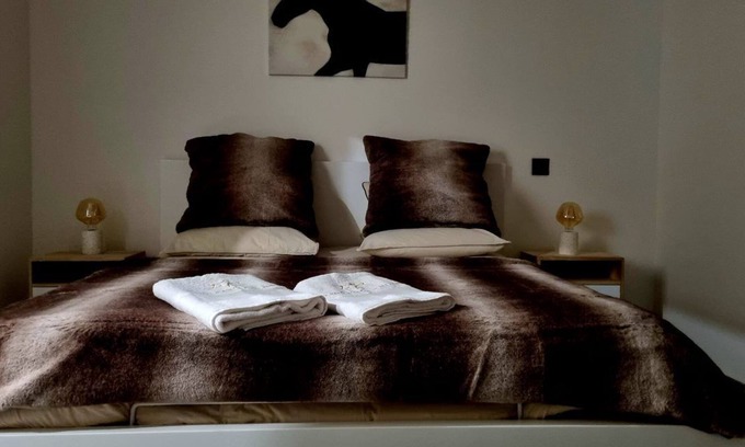 Mandres Bed & Breakfast | Bed and breakfast at Haras d'Agathe et ses princes - dogs and horses welcome