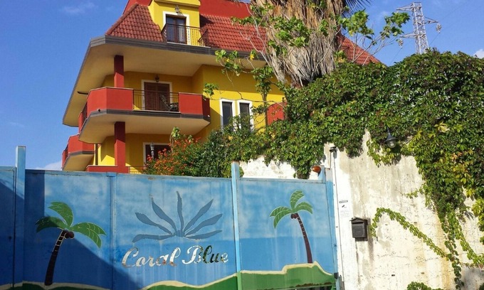 Vibo Valentia House | Cozy Bed and Breakfast Coral Blue - Guest Rated 9.6/10