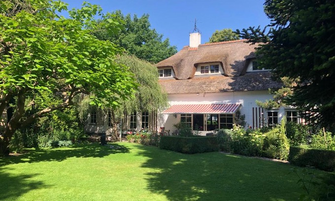 Oss Bed & Breakfast | Relaxing Retreat at Bed and Breakfast De Kip with Sauna