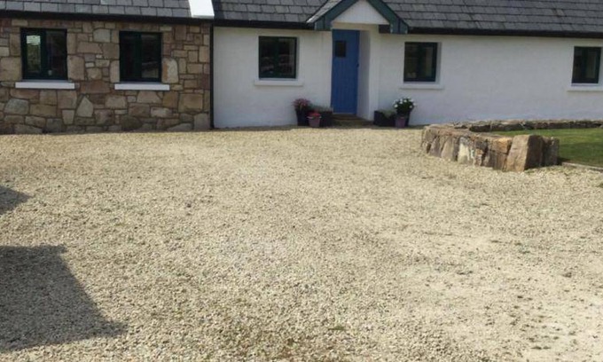 Clifden Bed & Breakfast | Cozy Bed and Breakfast: Your Ideal Getaway Awaits
