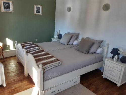 Val-des-Pres Bed & Breakfast | Delightful Bed and Breakfast Les Airelles - Rated 9.2/10