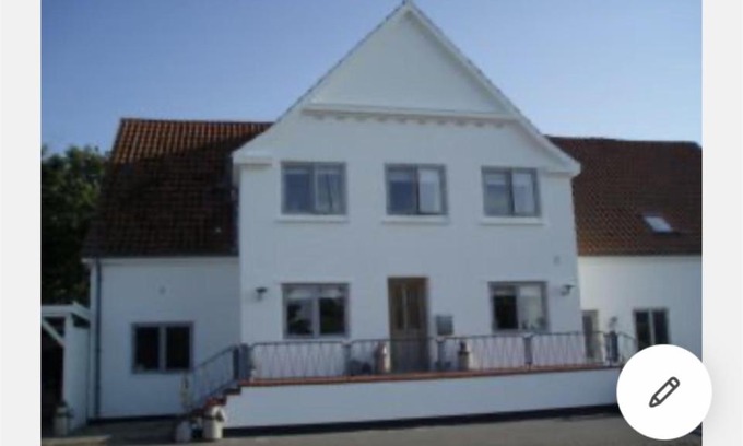 Ribe Apartment | Cozy Bed & Bath Near Nationalpark Vadehavet