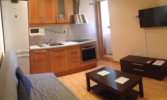Sant Andreu de Palomar Apartment | Discover Bed&BCN Sant Andreu II: Pet-Friendly Retreats