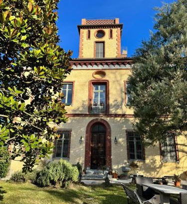 Gassino Torinese Bed & Breakfast | Guest-Favorite Bed&Box: Pet & Child Friendly Retreat