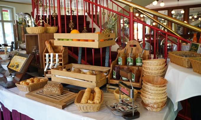 Potsdam Bed & Breakfast | Cozy Bed & Breakfast am Luisenplatz with Delicious Dining