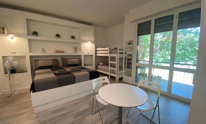 San Donato Milanese Bed & Breakfast | Cozy Bed & Breakfast BBqueen in Sandonato Policlinico