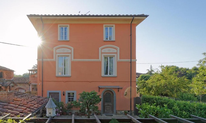 Orentano Bed & Breakfast | Guest Rated 9.5: Pet-Friendly Bed & Breakfast Bel Giorgio