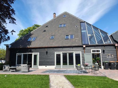 Oosterleek Bed & Breakfast | Pet-Friendly Retreat at Bed & Breakfast De Leekerhoek