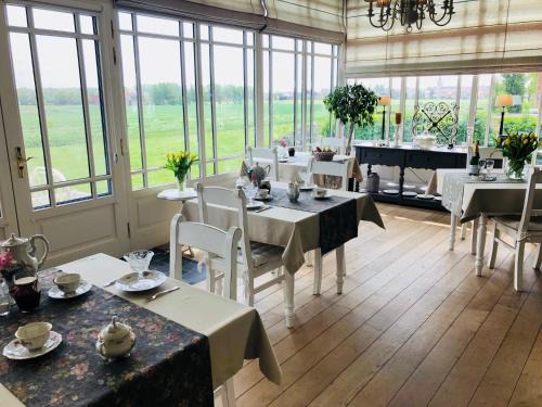 Westende Bed & Breakfast | Oceanfront Escape at Bed & Breakfast Het Zilte Zand