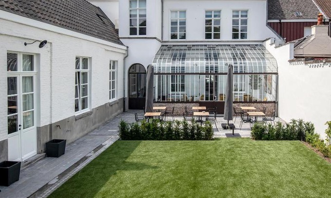 Oudenaarde Bed & Breakfast | Cozy Bed & Breakfast Jezuietenplein 21 with Delightful Amenities