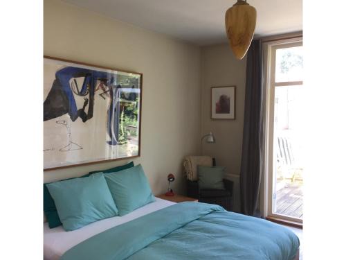 Statenkwartier Bed & Breakfast | Oceanfront Bed & Breakfast Leonie with Complimentary Breakfast