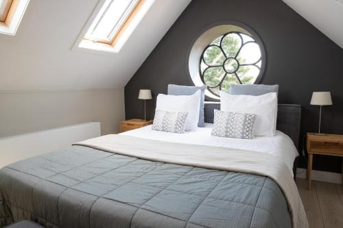 Etten-Leur Bed & Breakfast | Exceptional Bed & Breakfast Monument076 in Etten-Leur