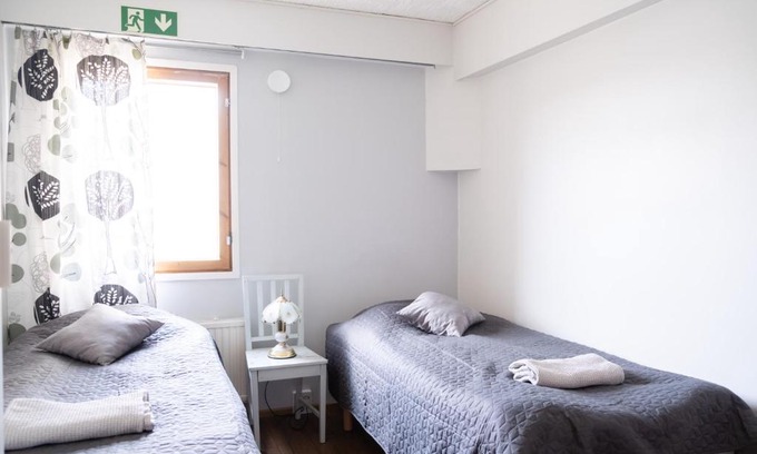 Pargas Bed & Breakfast | Inviting Bed & Breakfast Restaurang Sybarit with Hot Tub