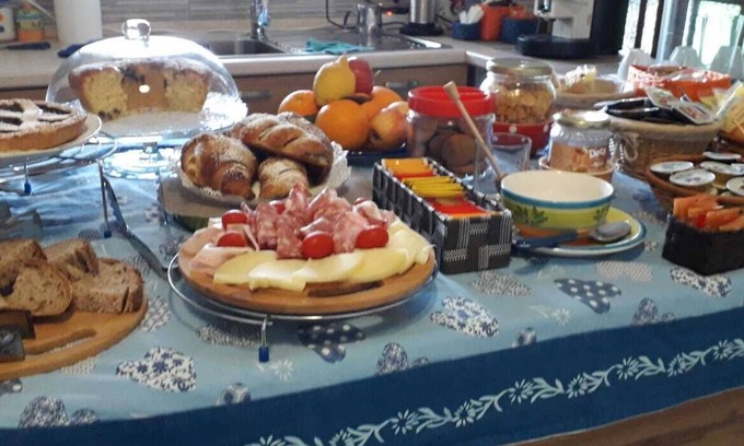 Agropoli Bed & Breakfast | Eco-Friendly Bed & Breakfast Villa Flora - Guest Rated 10/10