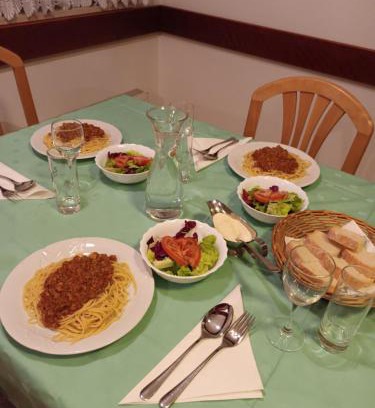 Marindol Bed & Breakfast | Eco-Friendly Bed&Breakfast Zilje with Hot Tub & Dining