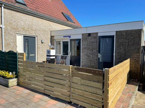 Oudeschild Bed & Breakfast | Pet-Friendly B&B Waddenzeetexel with Oceanfront Hot Tub