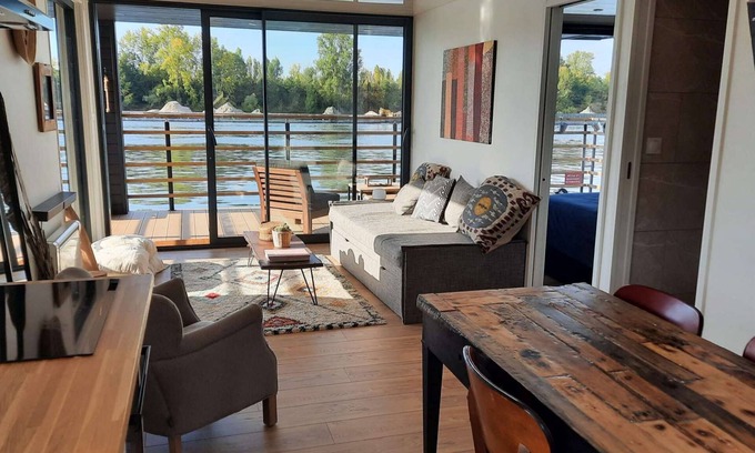 Vaux-sur-Seine Boat Rental | Scenic Bedroom Overlooking the Seine, 40 Minutes from Paris