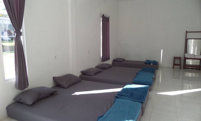 Kintamani Bed & Breakfast | Spacious Gold Kintamani Suite for 6 with Pool & Breakfast