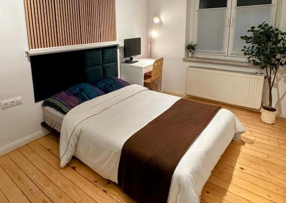 Borsdorf House | Bedroom with free parking