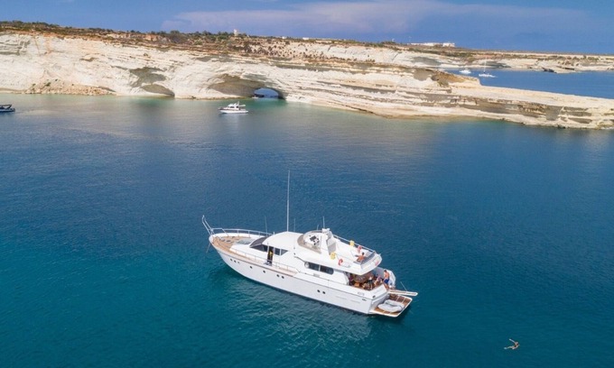 Birgu Boat Rental | Experience Beds on Boat: Unique B&B with Oceanfront Views