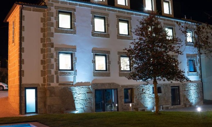 Caramulo House | Beecaramulo-Apiturismo: Guest Rated 9.7 with Ocean Views