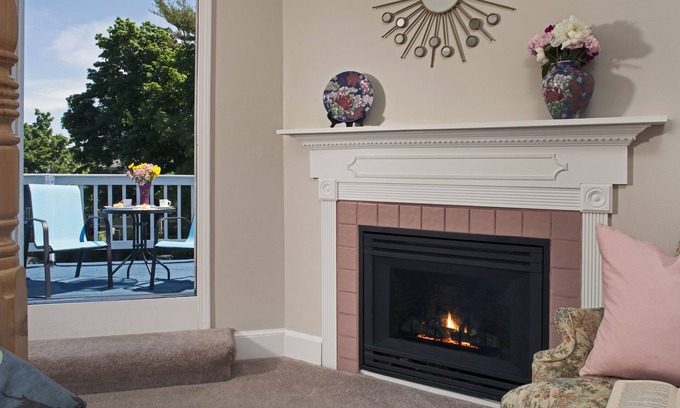 Off Broadway Bed & Breakfast | Beech Tree Inn & Cottage: Ocean View with Breakfast Included