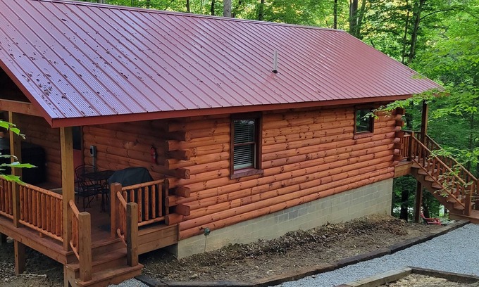 Logan Cabin | Discover Beech View Haven: Custom Log Home in Hocking Hills
