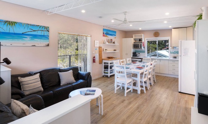 Huskisson House | Beecroft Street Retreat: Pet Friendly & Family-Friendly Stay
