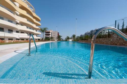 Els Arenals del Sol Apartment | Relaxing Beferent Los Arenales Playa 2: Family-Friendly Stay