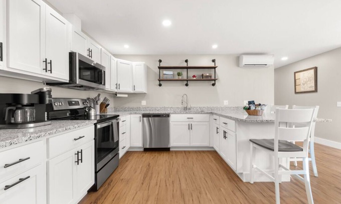 Bernard Apartment | Experience Adventure at Tide Song on Mount Desert Island