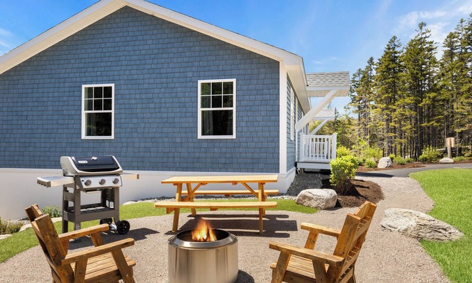 Bernard Apartment | Unforgettable Getaway on Mount Desert Island Awaits You!