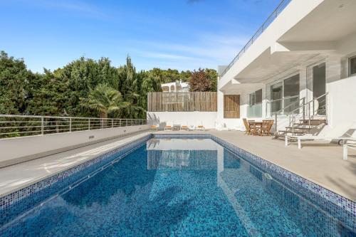 Can Furnet Villa | Discover Begonia - Can Furnet: Family-Friendly Retreat