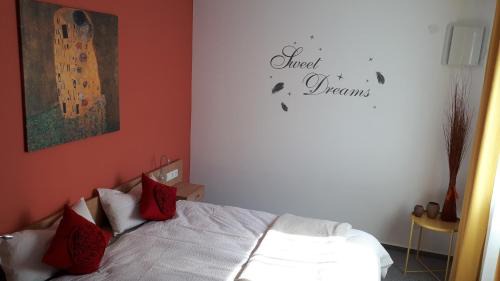 Gundelfingen an der Donau Apartment | Highly Rated Family-Friendly Stay at Beim Kellerschneider EG