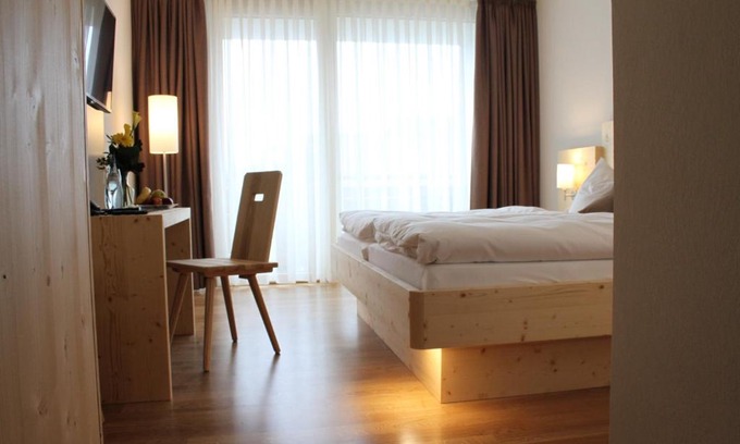 Sigmaringendorf Hotel | Bijou Stay at Beim Rinderwirt - Pet Friendly & Family Ready
