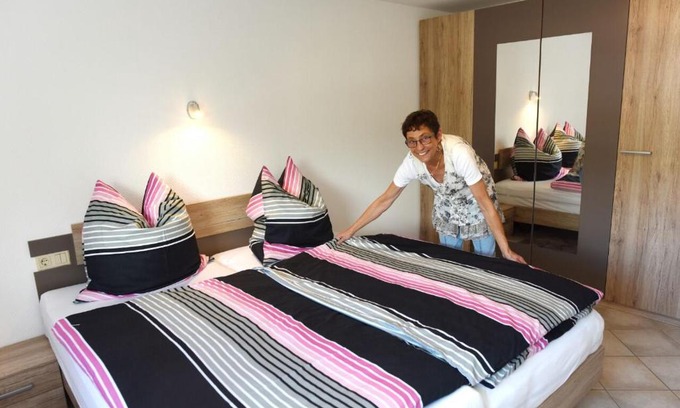 Ormont House | Exceptional Oceanfront Stay at Beim Schneider - Guest Rated 9.6