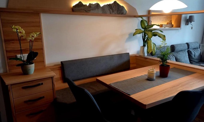Vorderstoder Apartment | Unforgettable bei Tischler: Perfect for Families & Pets
