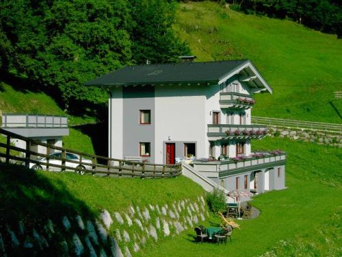 Seblas Apartment | Kid-Friendly Retreat at Beim Untertimmeltaler, Score 9.5