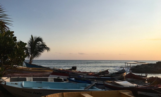 Rio Vermelho Apartment | Discover Beira Rio Vermelho: Ocean View & Pet Friendly Stay